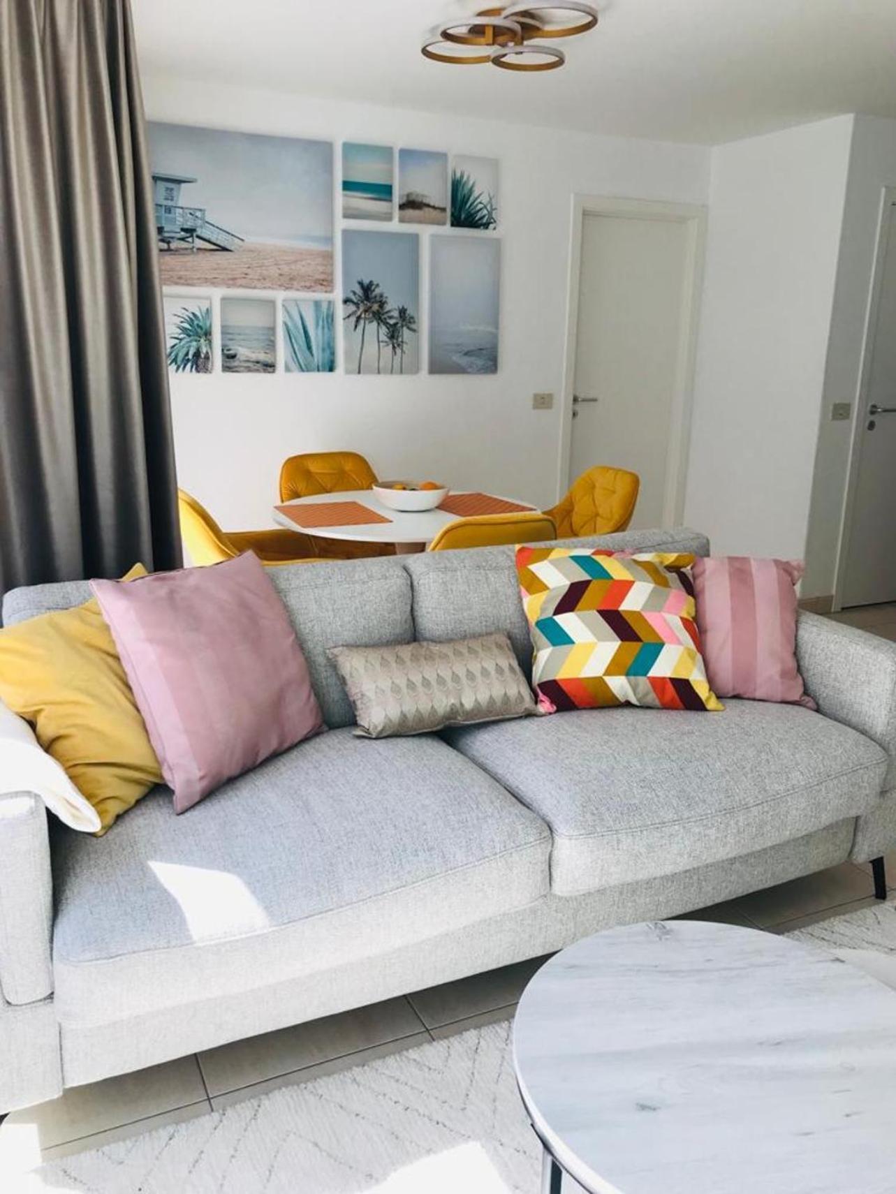 Urbanstay Suites - Beachfront Apartment In Knokke 外观 照片